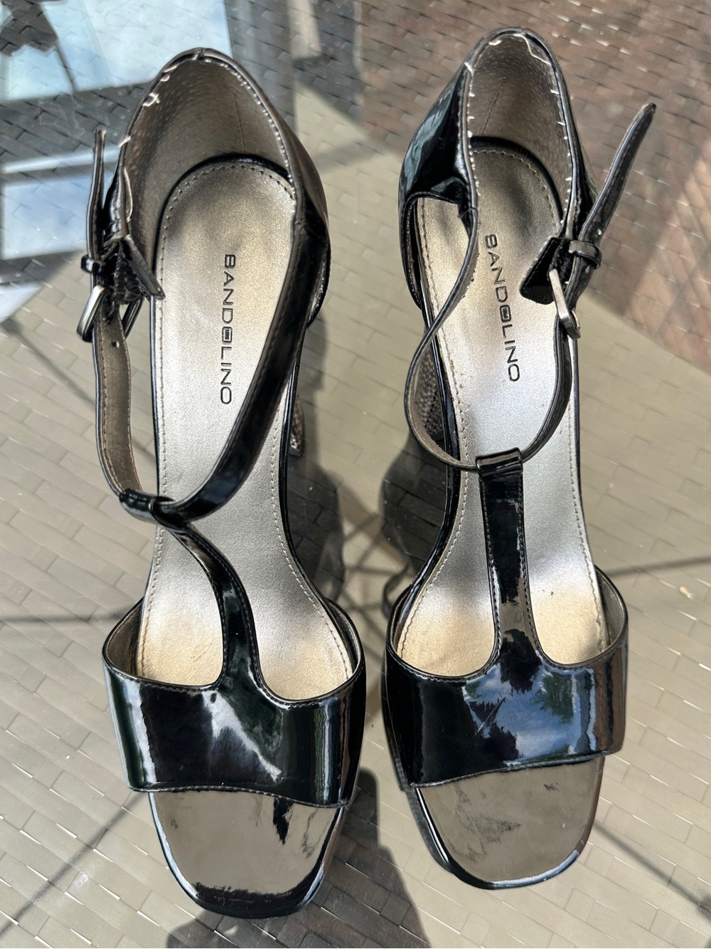 Bandolino Black Patent Ankle Strap Block Heel Sandals Size 10